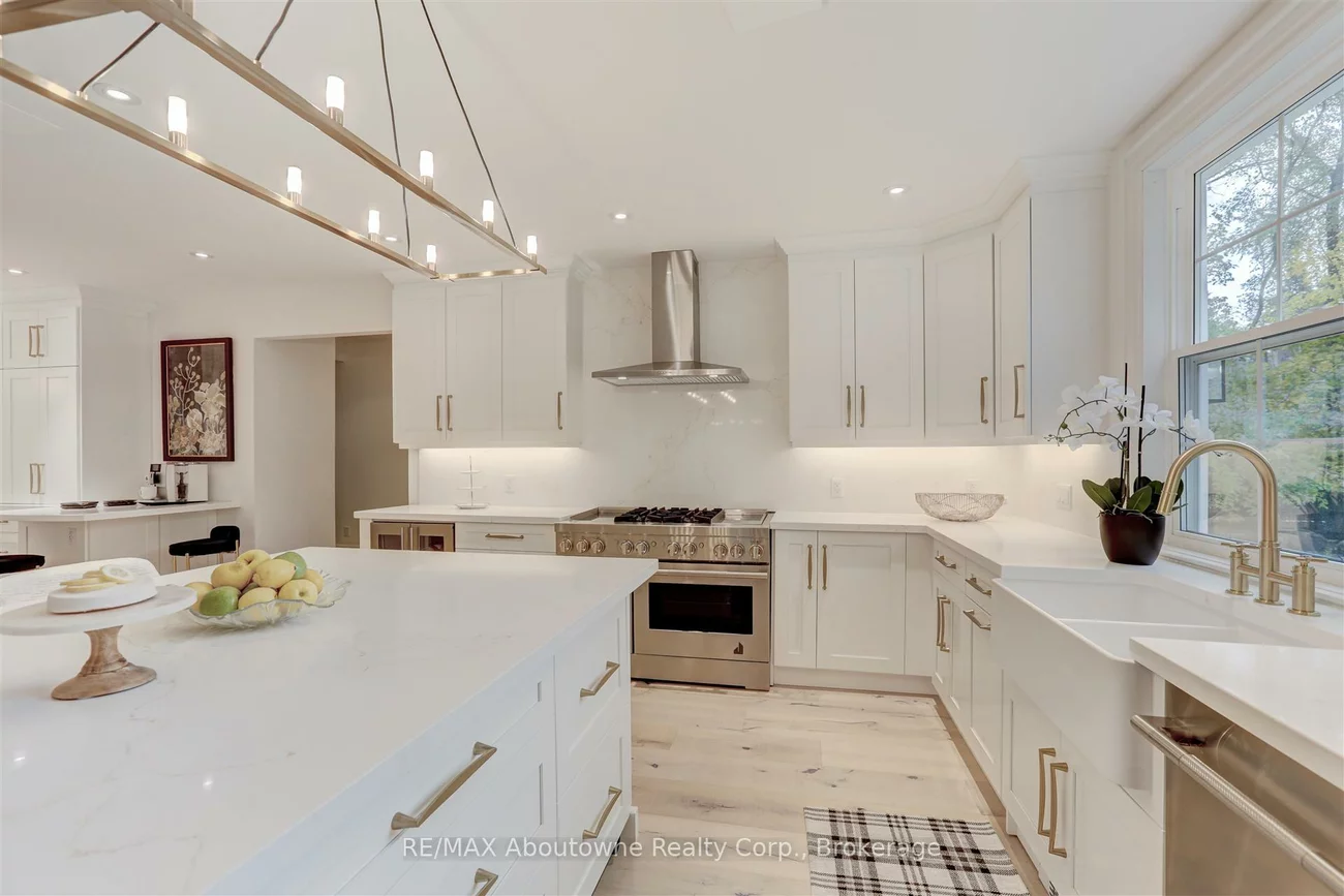 317, Gloucester, 1013 - OO Old Oakville, Oakville