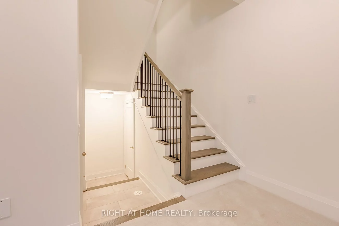 3319, Taha, 1008 - GO Glenorchy, Oakville