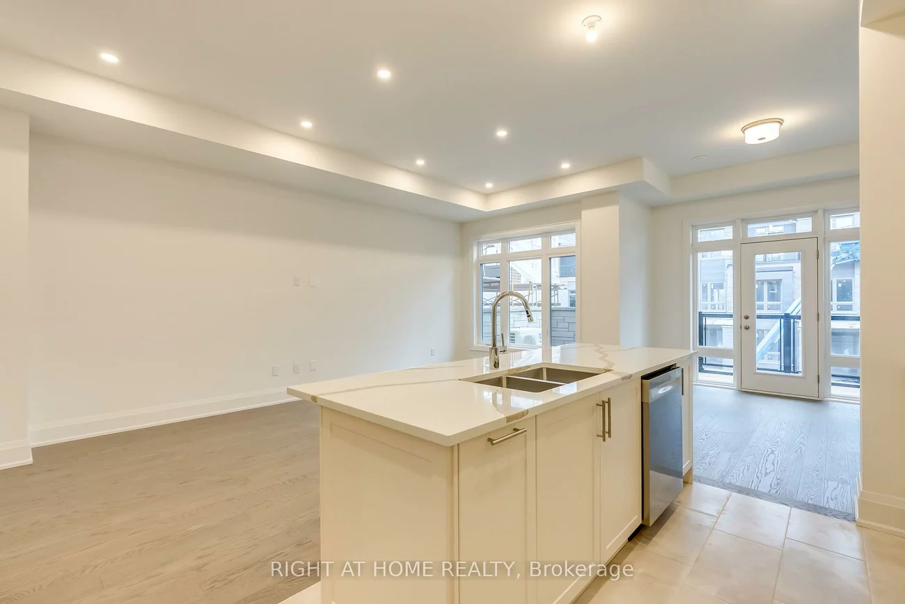 3319, Taha, 1008 - GO Glenorchy, Oakville