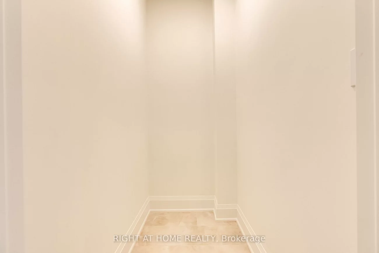 3319, Taha, 1008 - GO Glenorchy, Oakville