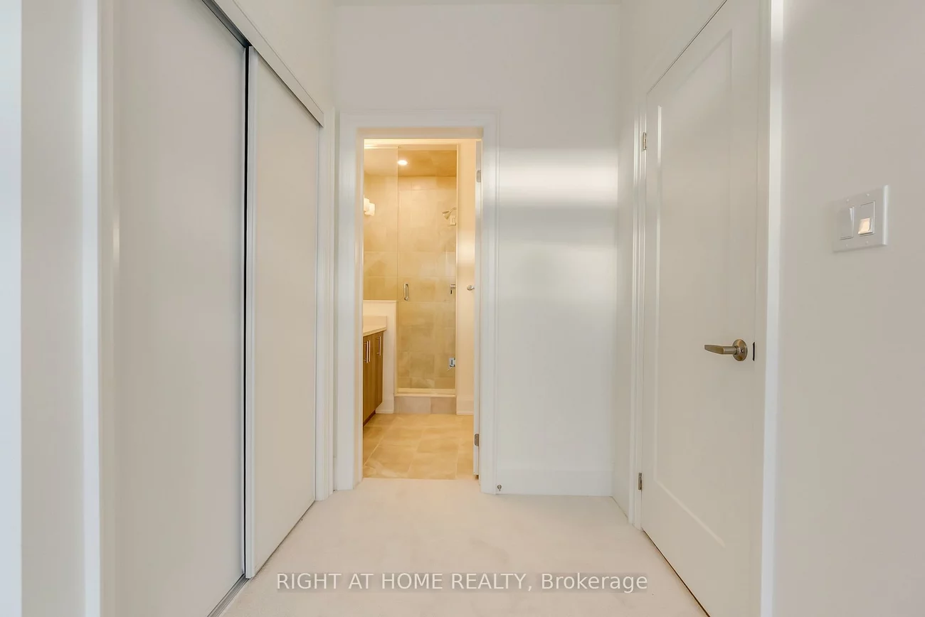 3319, Taha, 1008 - GO Glenorchy, Oakville