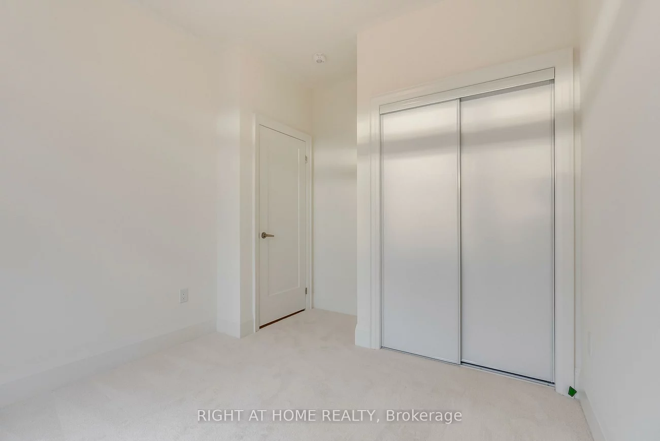 3319, Taha, 1008 - GO Glenorchy, Oakville