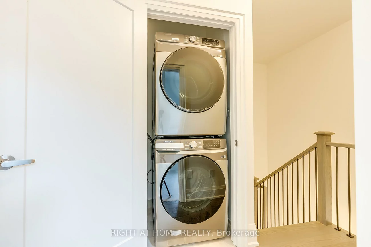 3319, Taha, 1008 - GO Glenorchy, Oakville