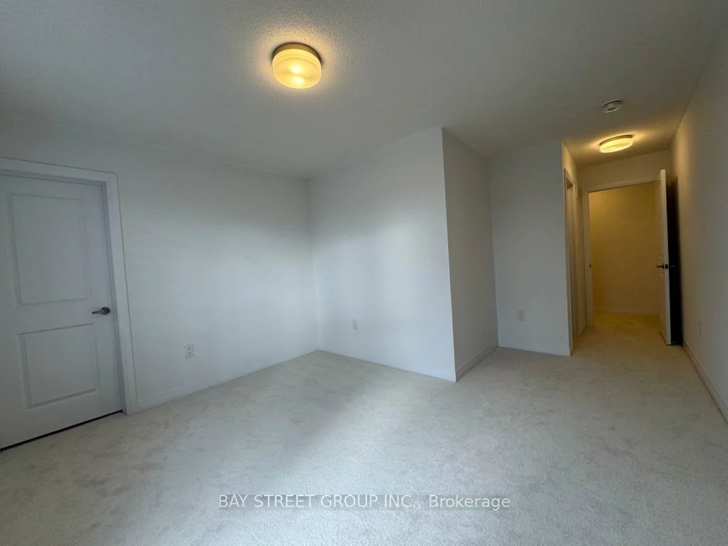 3210, Crystal, 1008 - GO Glenorchy, Oakville