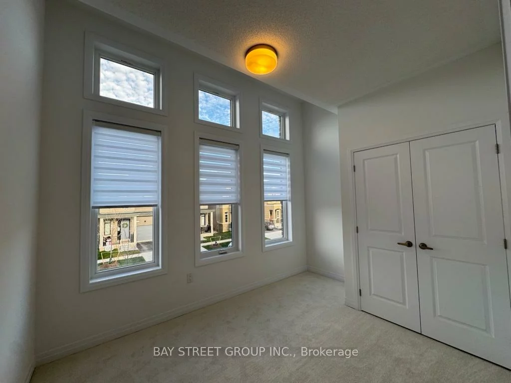 3210, Crystal, 1008 - GO Glenorchy, Oakville