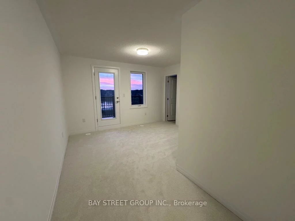 3210, Crystal, 1008 - GO Glenorchy, Oakville