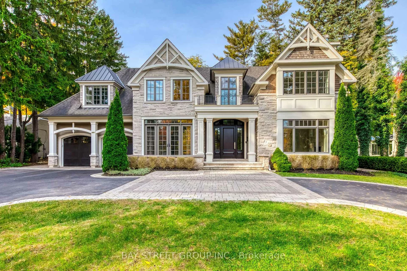 1031, Lakeshore, 1017 - SW Southwest, Oakville