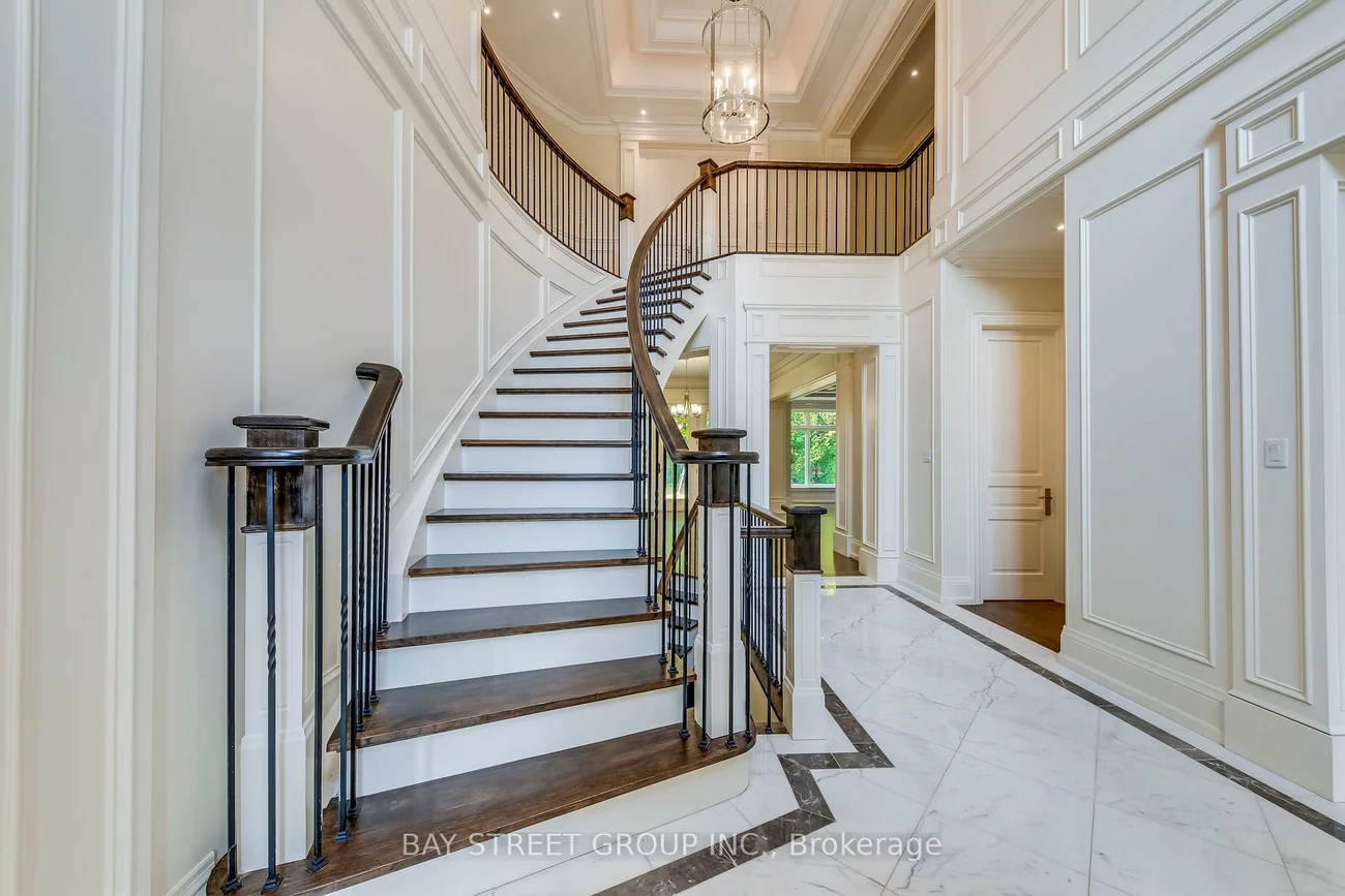 1031, Lakeshore, 1017 - SW Southwest, Oakville