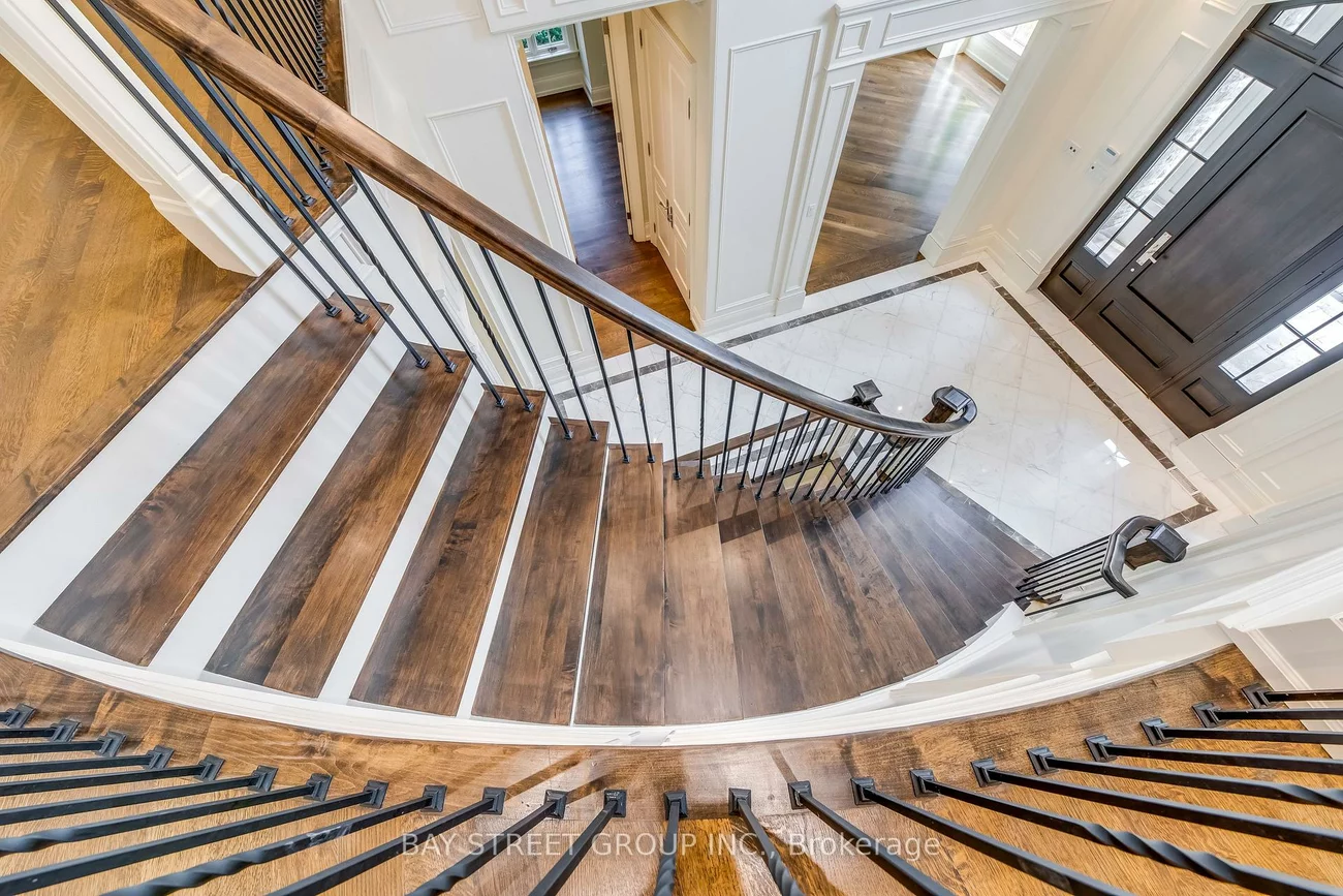 1031, Lakeshore, 1017 - SW Southwest, Oakville