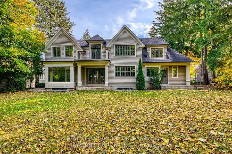 1031, Lakeshore, 1017 - SW Southwest, Oakville