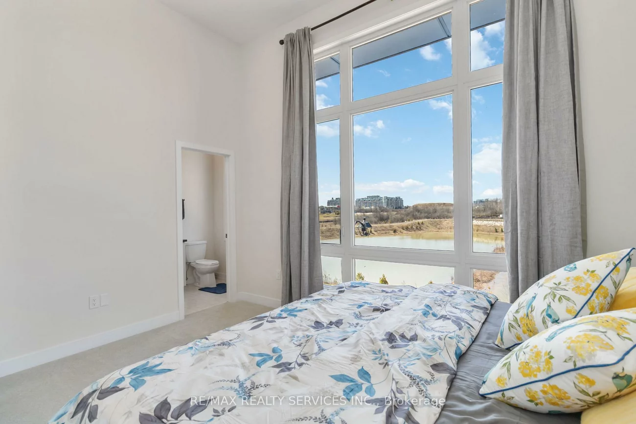 3051, Meadowridge, 1010 - JM Joshua Meadows, Oakville