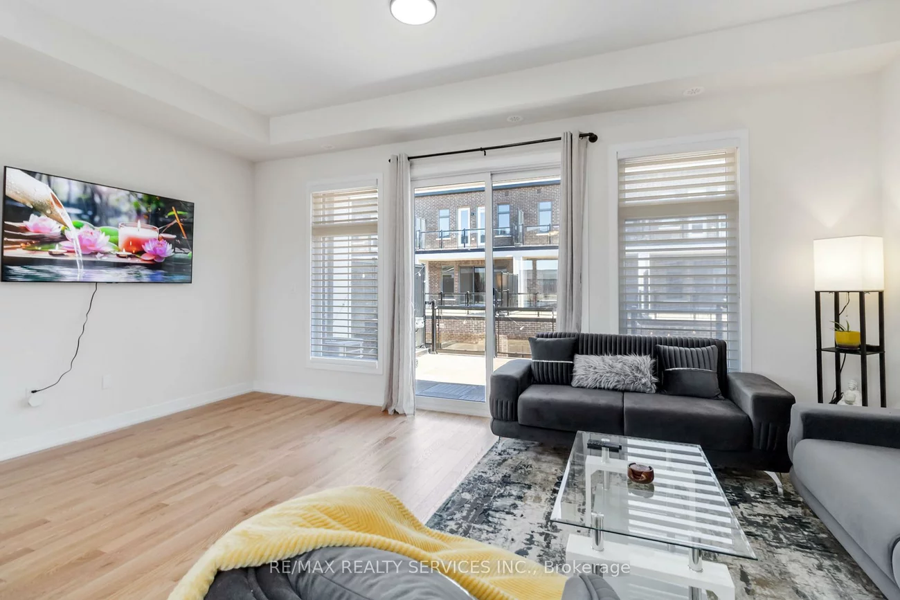 3051, Meadowridge, 1010 - JM Joshua Meadows, Oakville