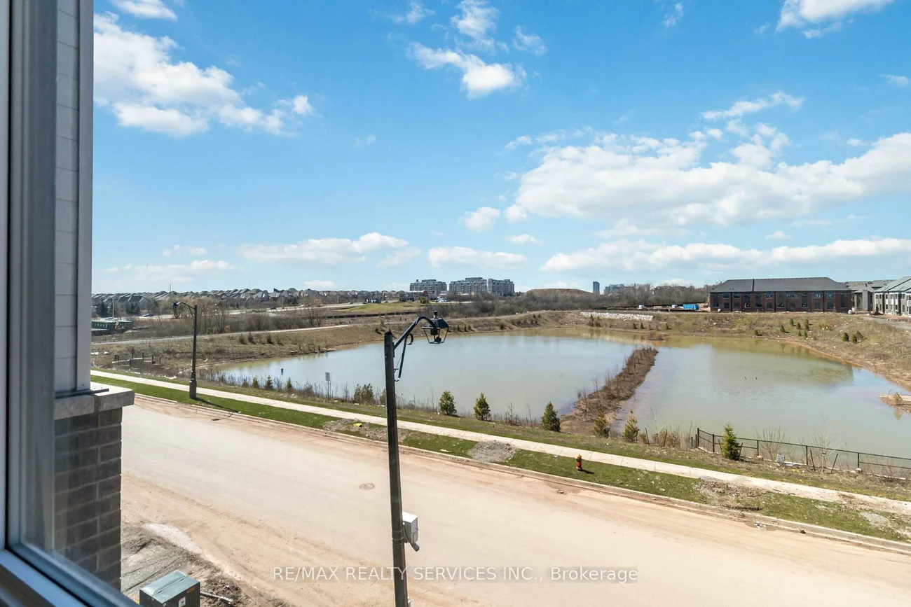 3051, Meadowridge, 1010 - JM Joshua Meadows, Oakville