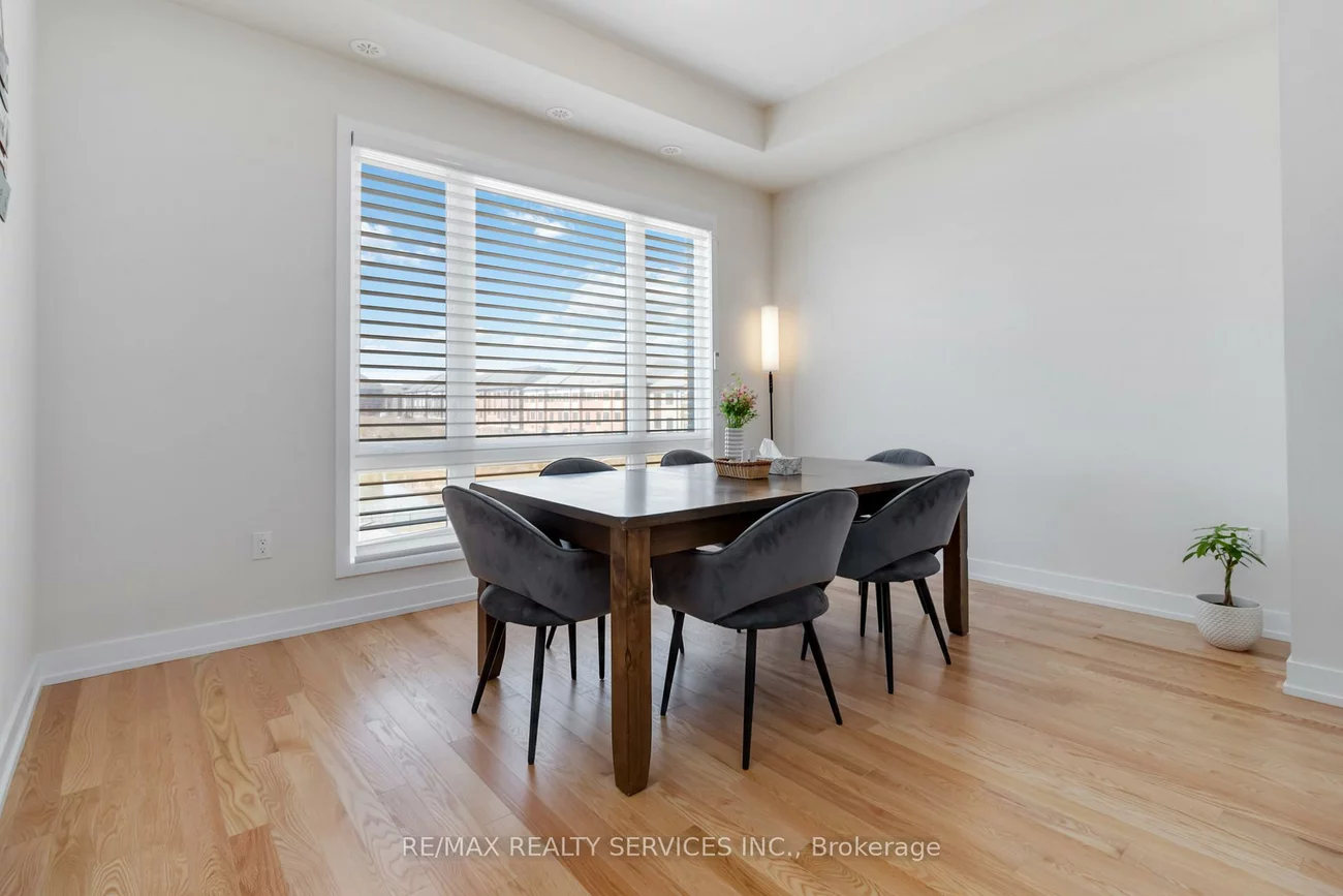 3051, Meadowridge, 1010 - JM Joshua Meadows, Oakville