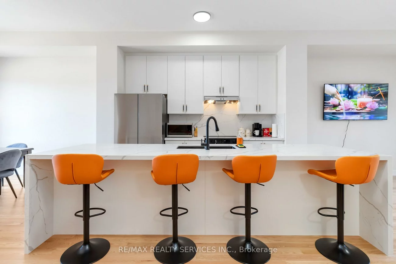 3051, Meadowridge, 1010 - JM Joshua Meadows, Oakville