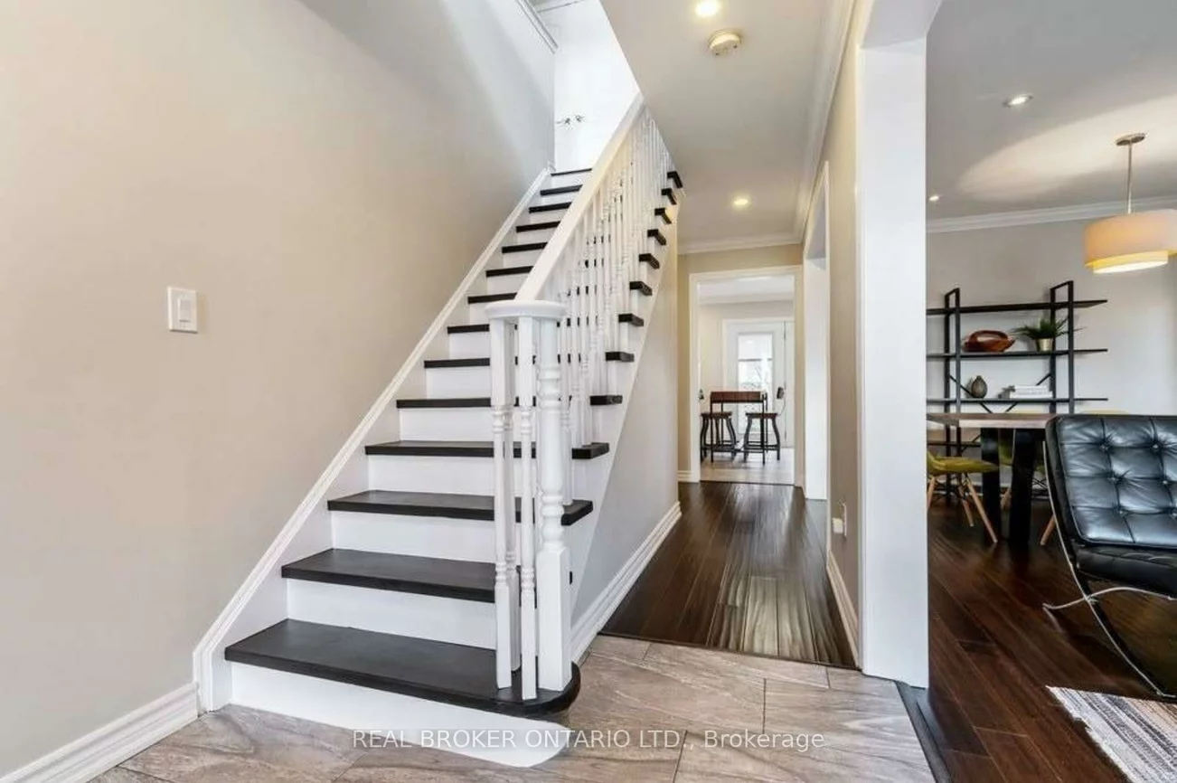 2369, Proudfoot, 1022 - WT West Oak Trails, Oakville