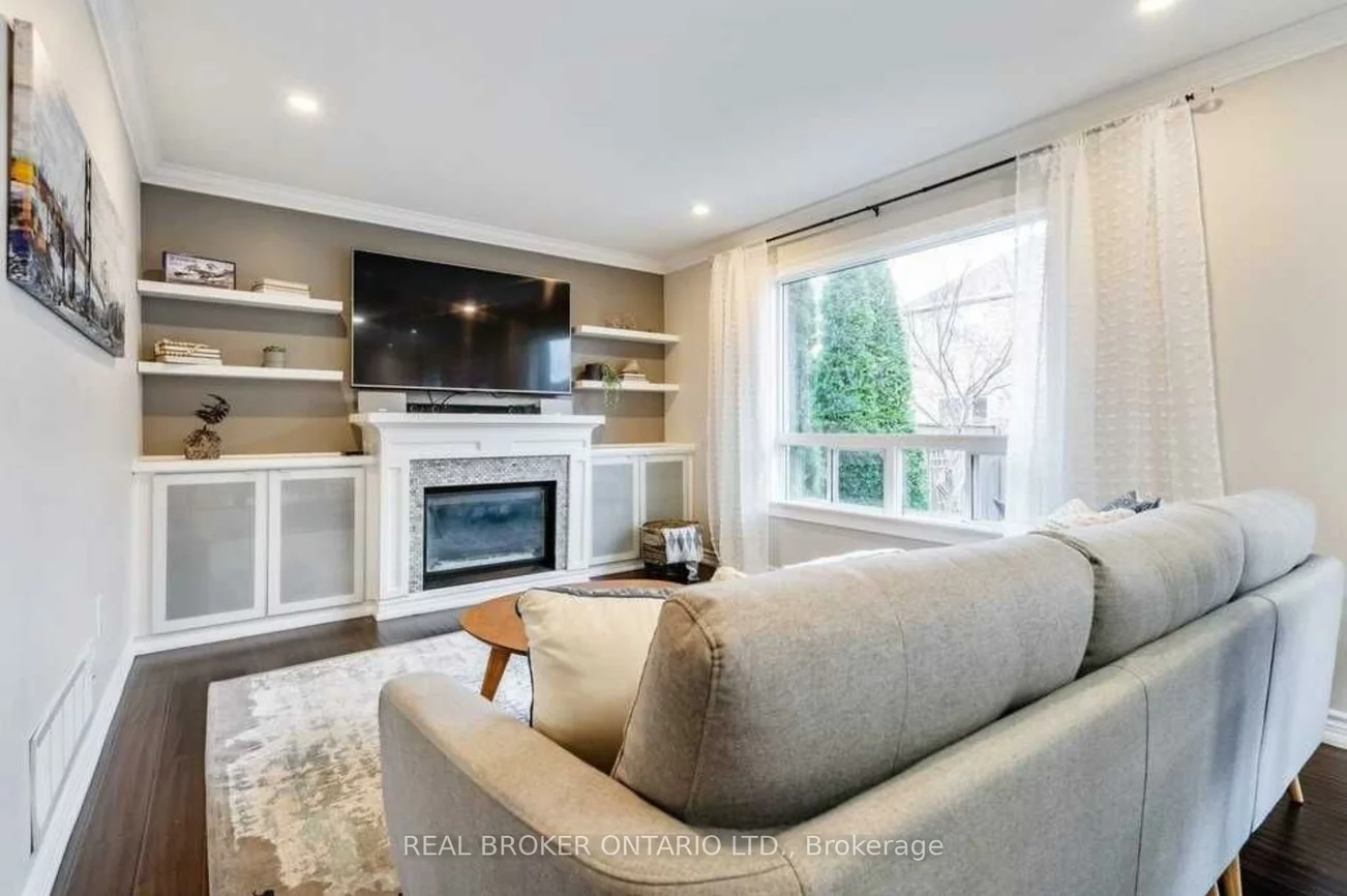 2369, Proudfoot, 1022 - WT West Oak Trails, Oakville