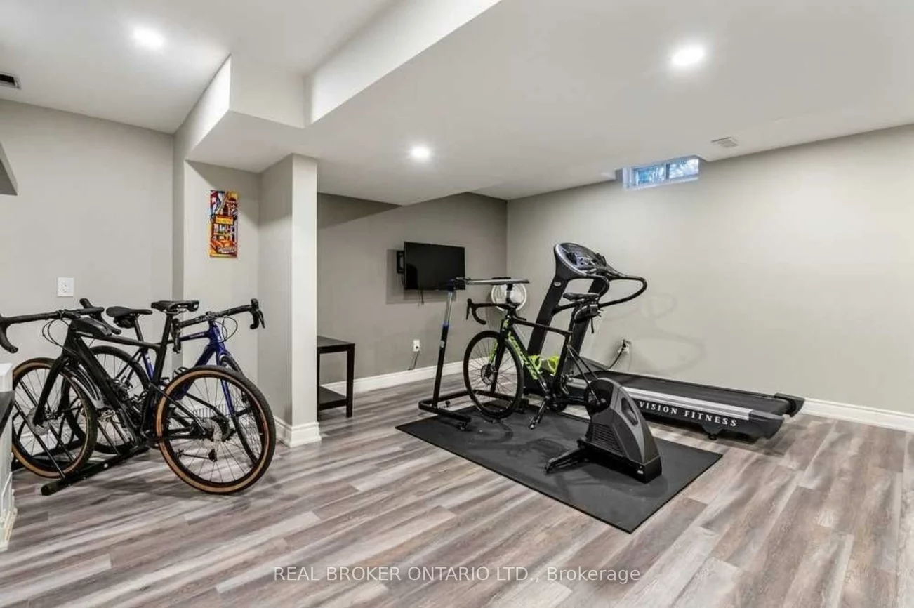 2369, Proudfoot, 1022 - WT West Oak Trails, Oakville