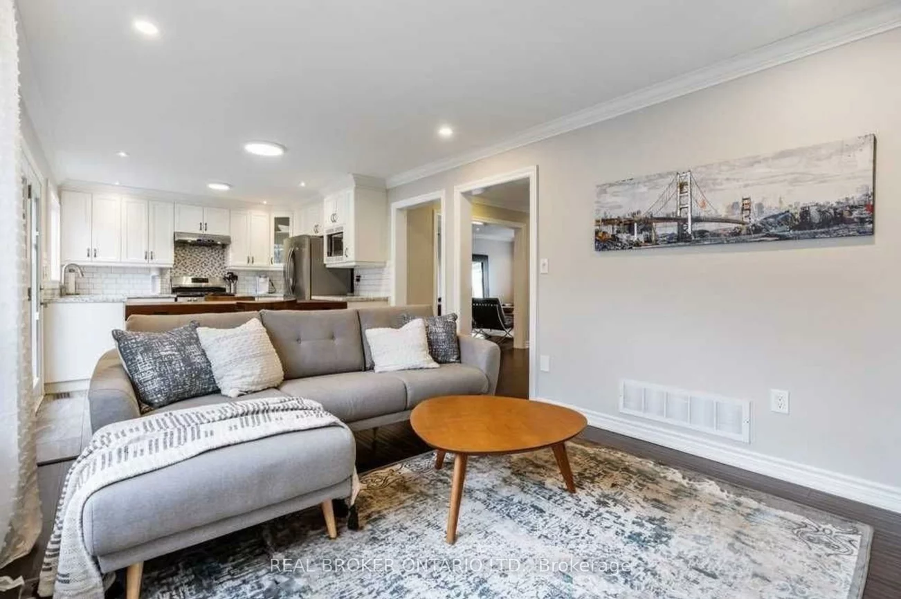 2369, Proudfoot, 1022 - WT West Oak Trails, Oakville