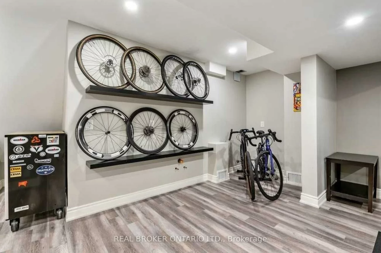 2369, Proudfoot, 1022 - WT West Oak Trails, Oakville