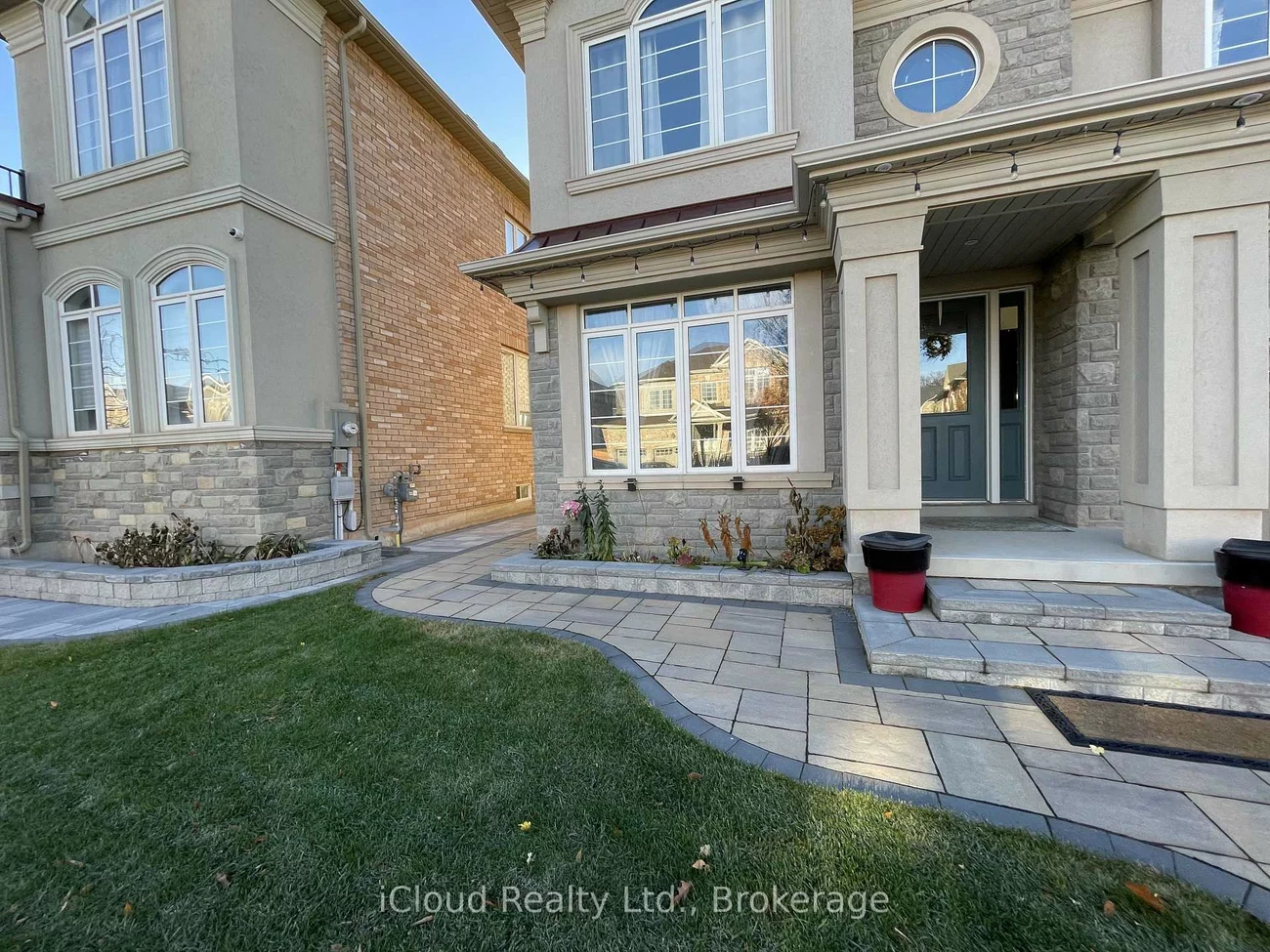 450, North Park, 1008 - GO Glenorchy, Oakville