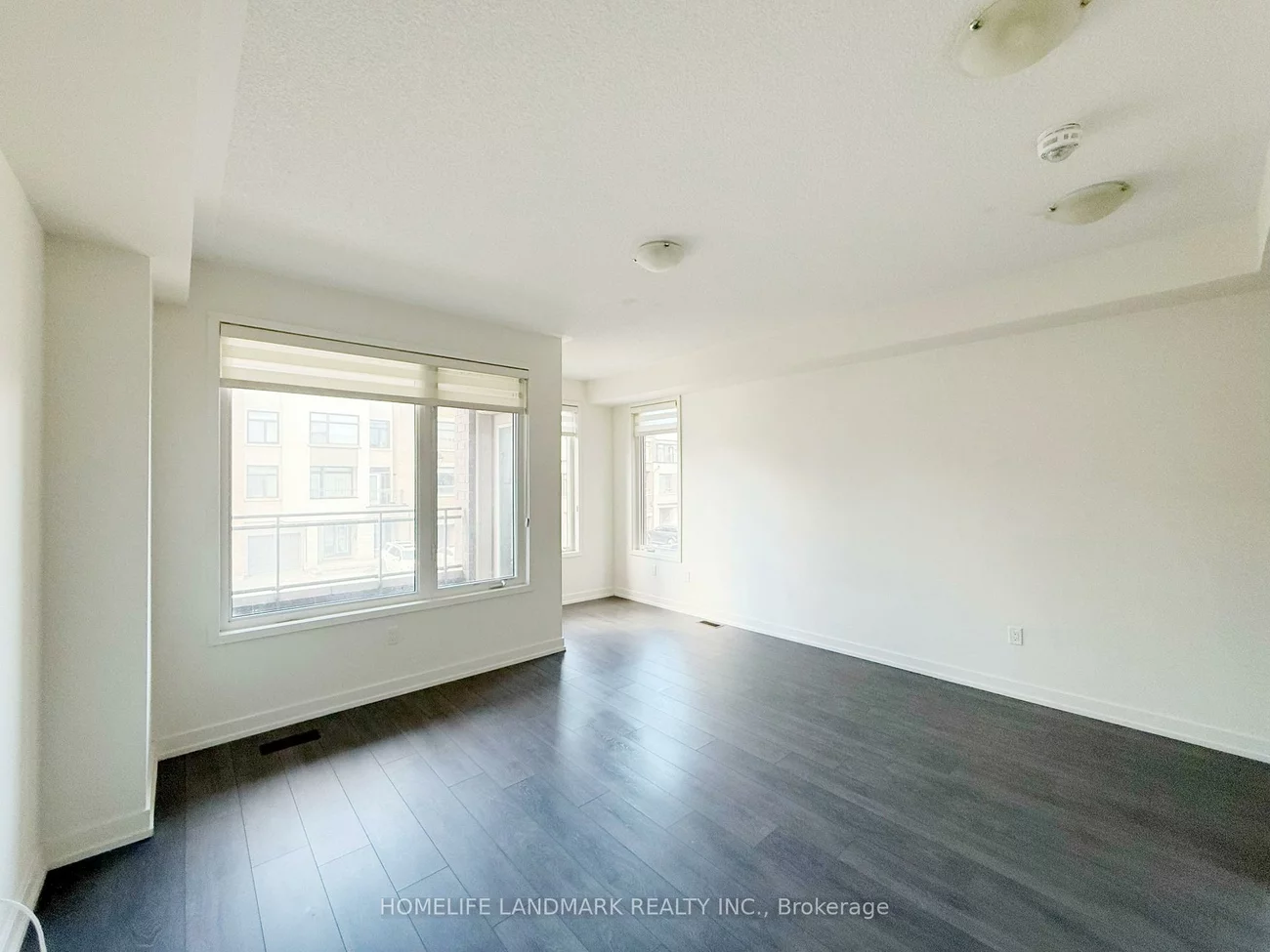 172, Squire, 1008 - GO Glenorchy, Oakville