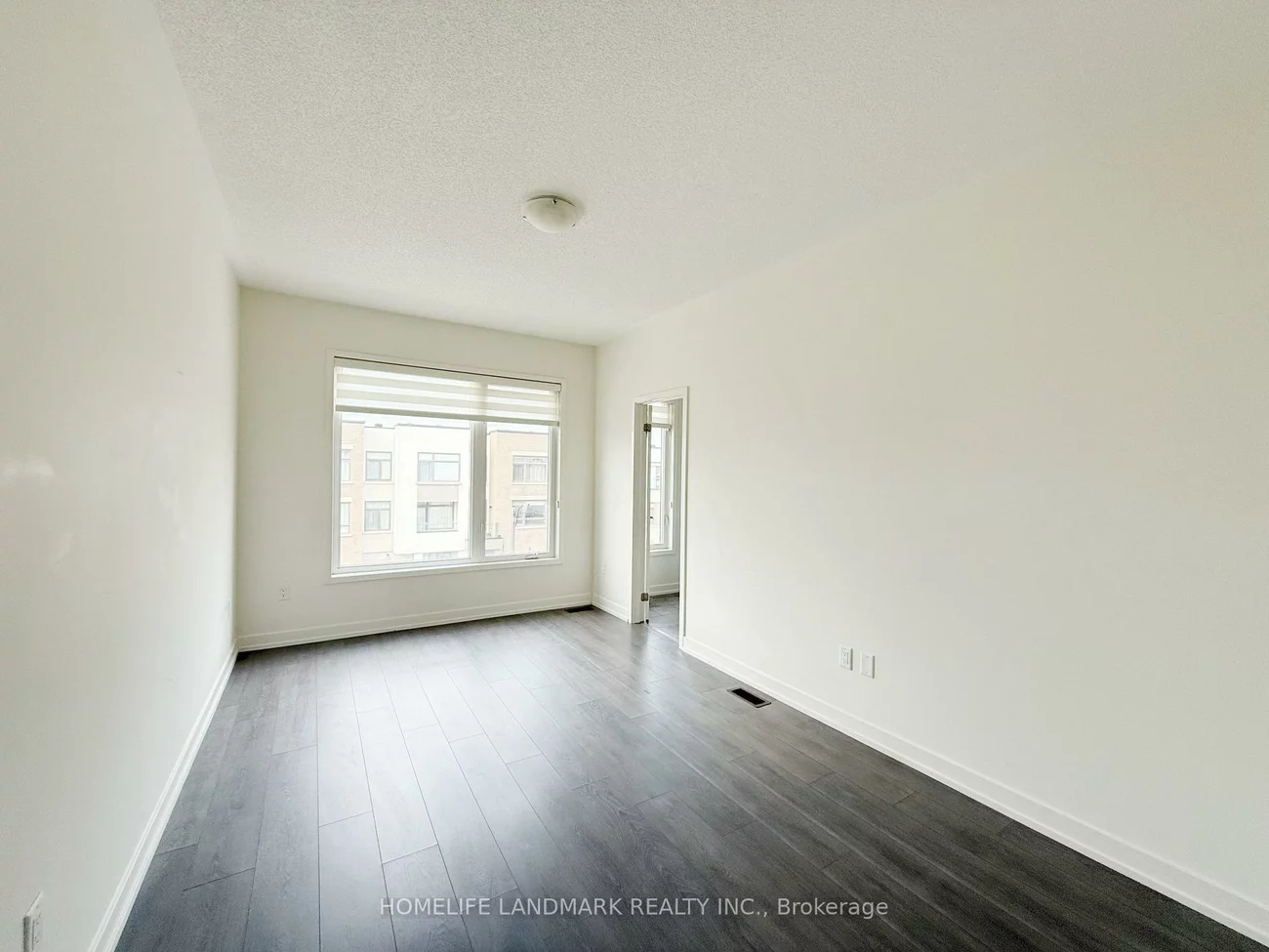 172, Squire, 1008 - GO Glenorchy, Oakville