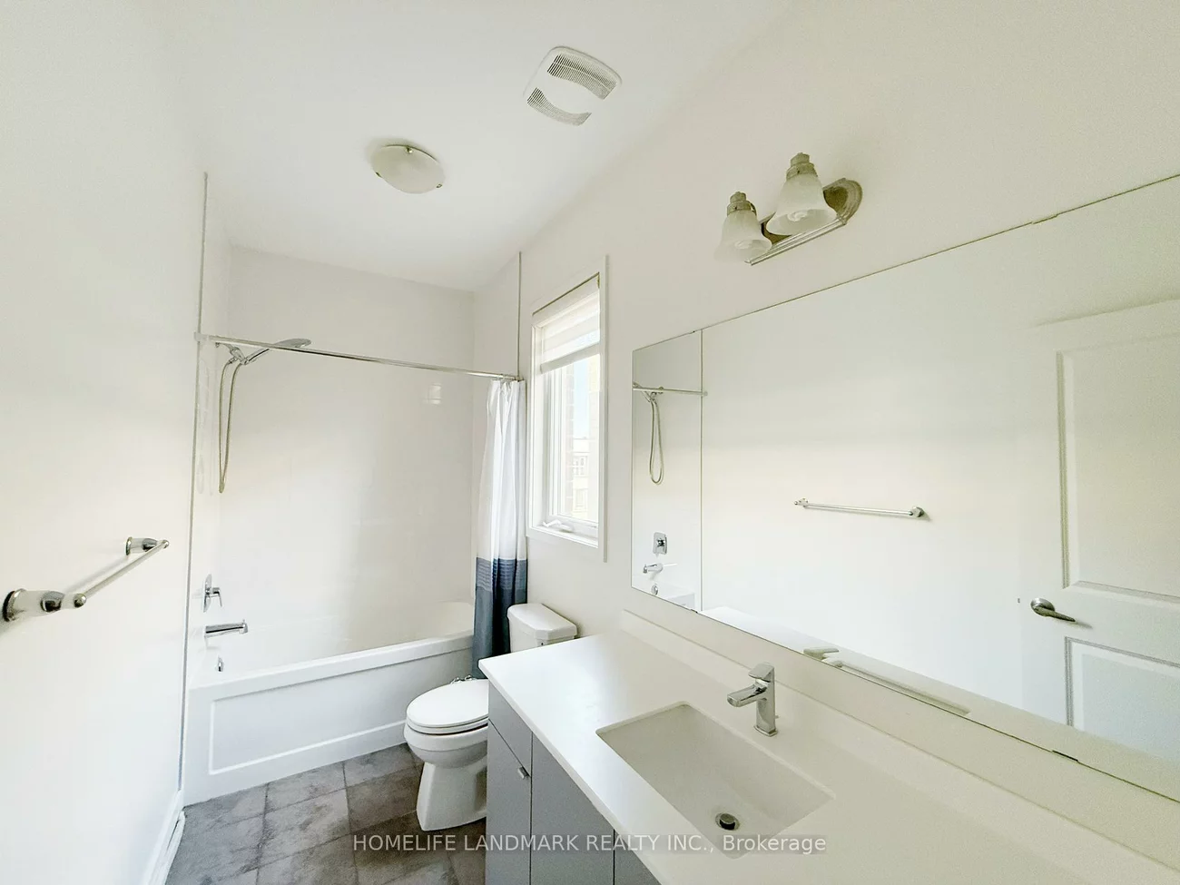 172, Squire, 1008 - GO Glenorchy, Oakville