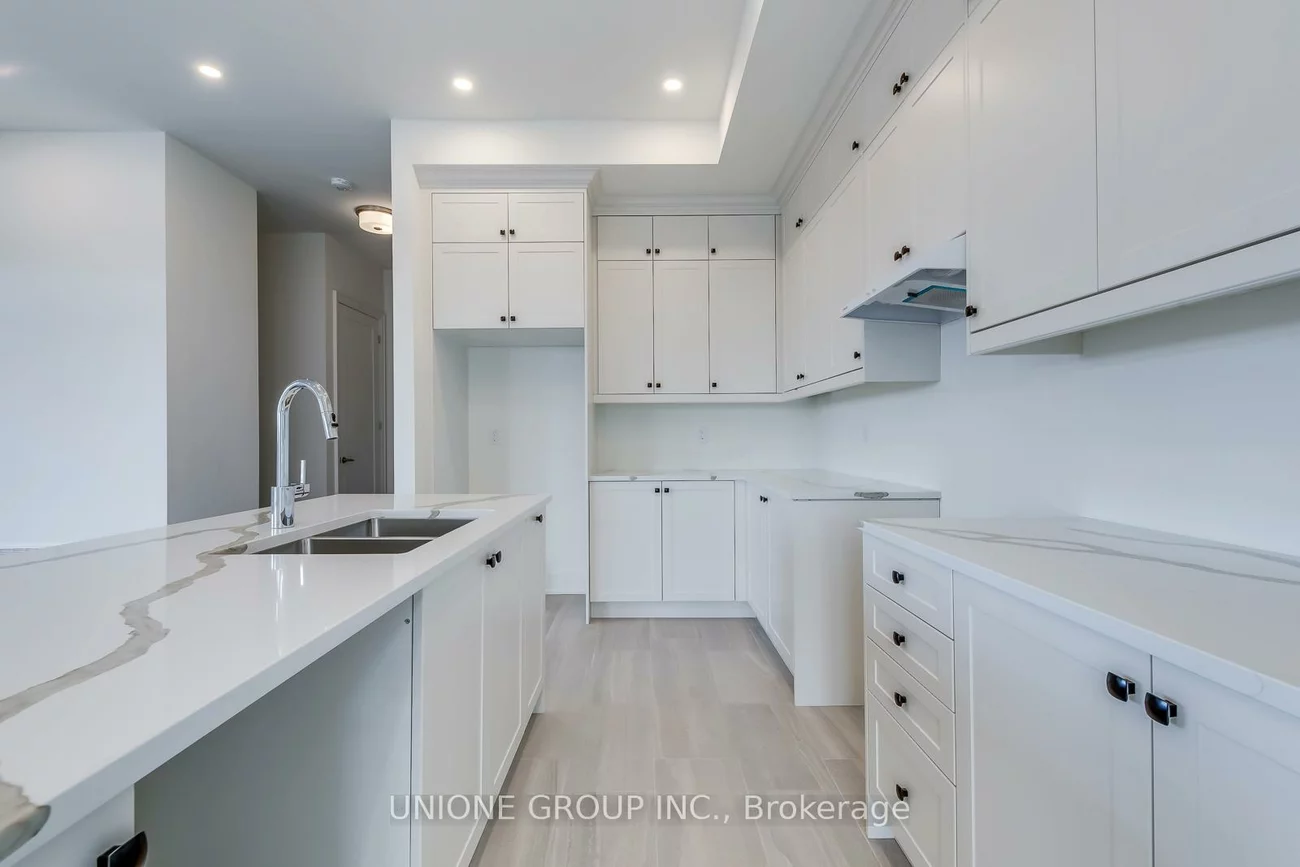 94, Ayaan, 1008 - GO Glenorchy, Oakville