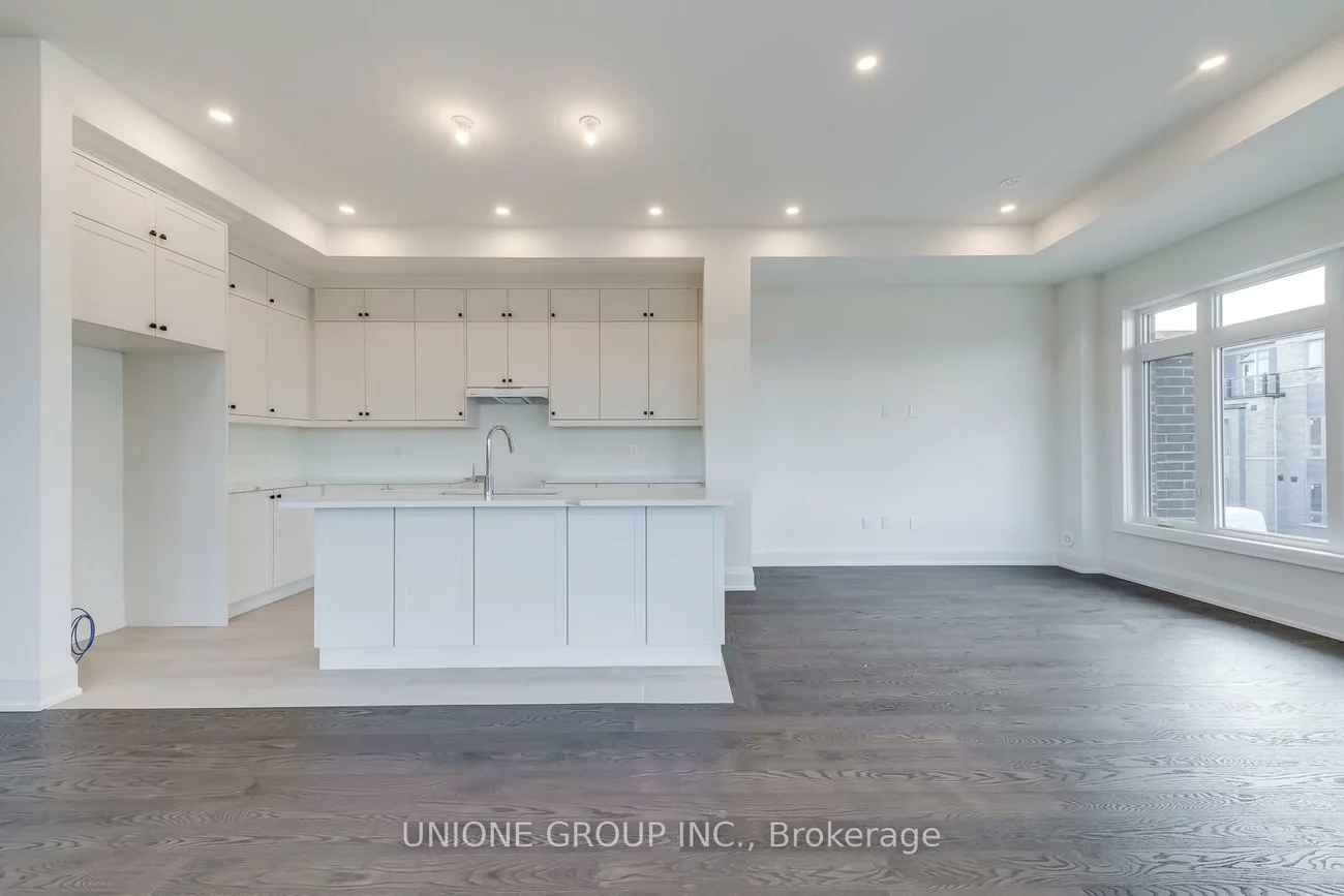 94, Ayaan, 1008 - GO Glenorchy, Oakville