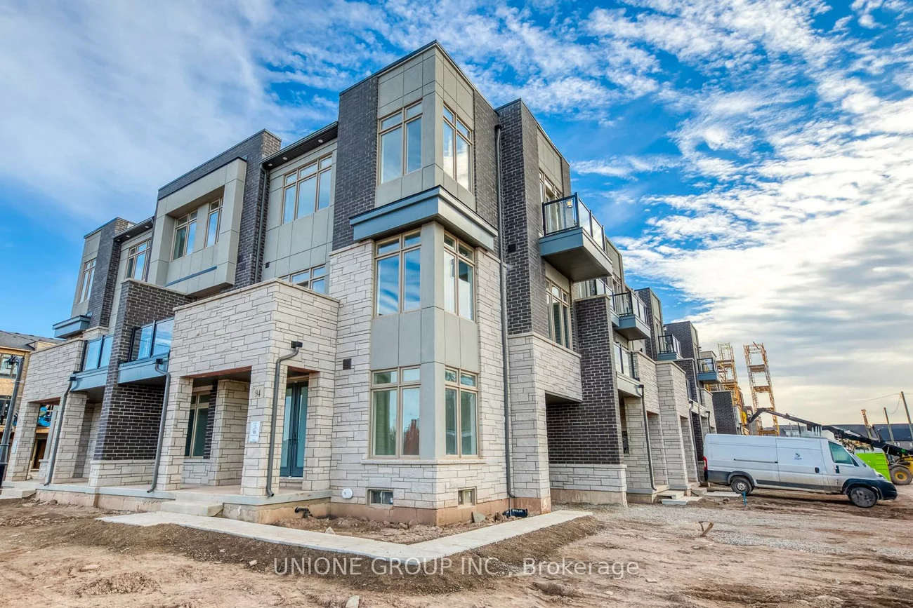 94, Ayaan, 1008 - GO Glenorchy, Oakville