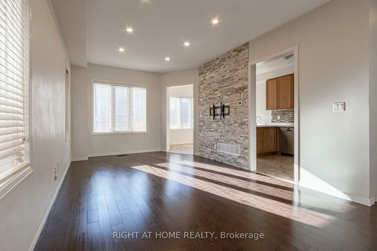 3062, Janice, 1008 - GO Glenorchy, Oakville