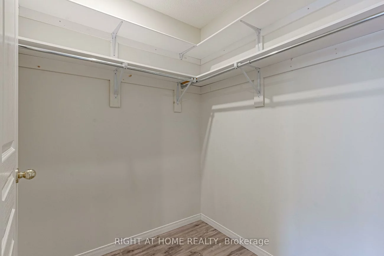 3062, Janice, 1008 - GO Glenorchy, Oakville