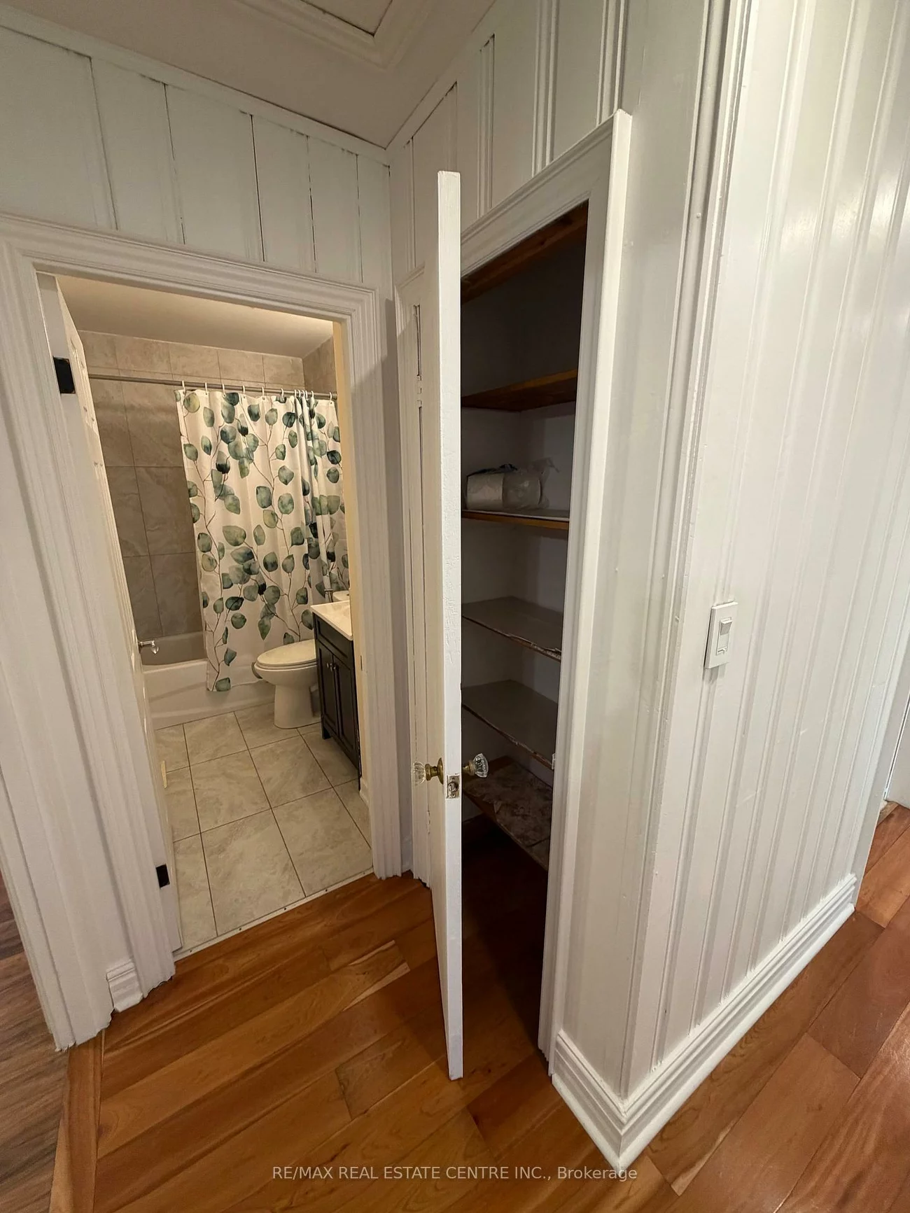 1462, Sixth, 1003 - CP College Park, Oakville