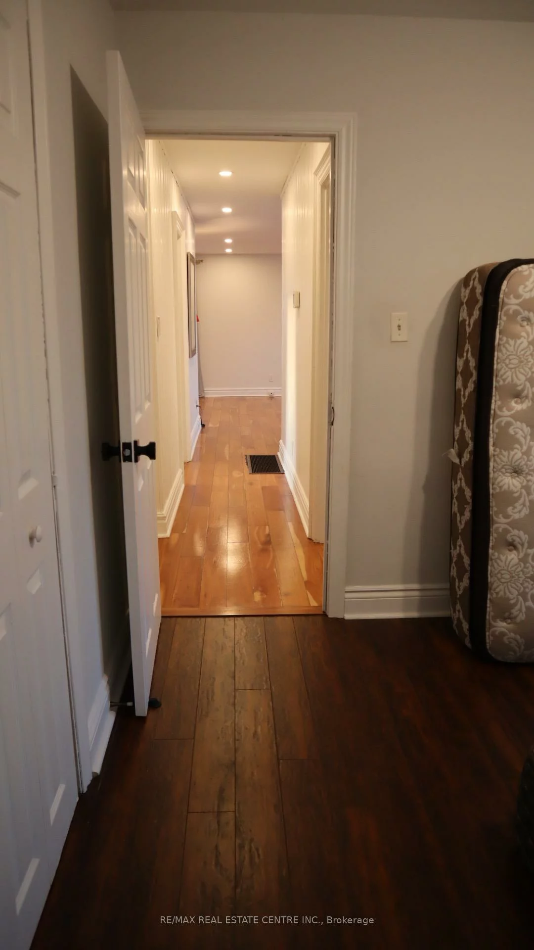 1462, Sixth, 1003 - CP College Park, Oakville