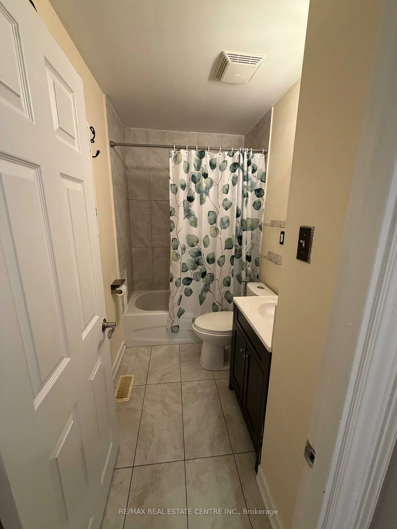 1462, Sixth, 1003 - CP College Park, Oakville