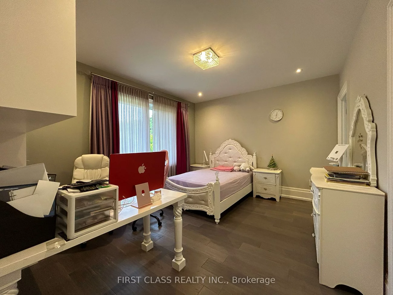 2194, Elmhurst, 1006 - FD Ford, Oakville