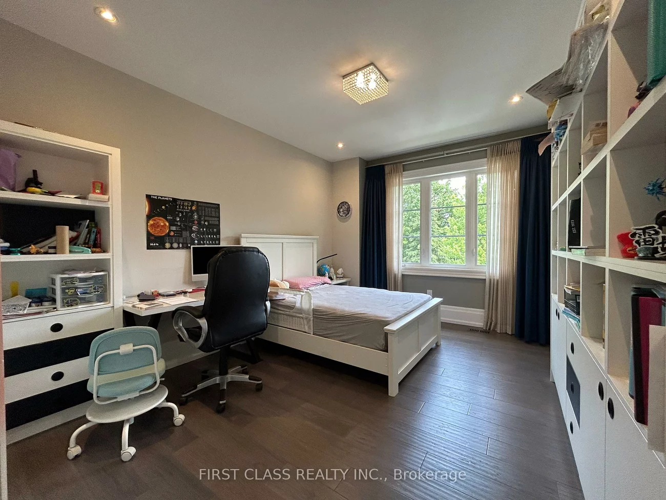 2194, Elmhurst, 1006 - FD Ford, Oakville