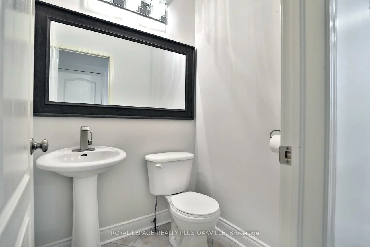 2565, Falkland, 1022 - WT West Oak Trails, Oakville