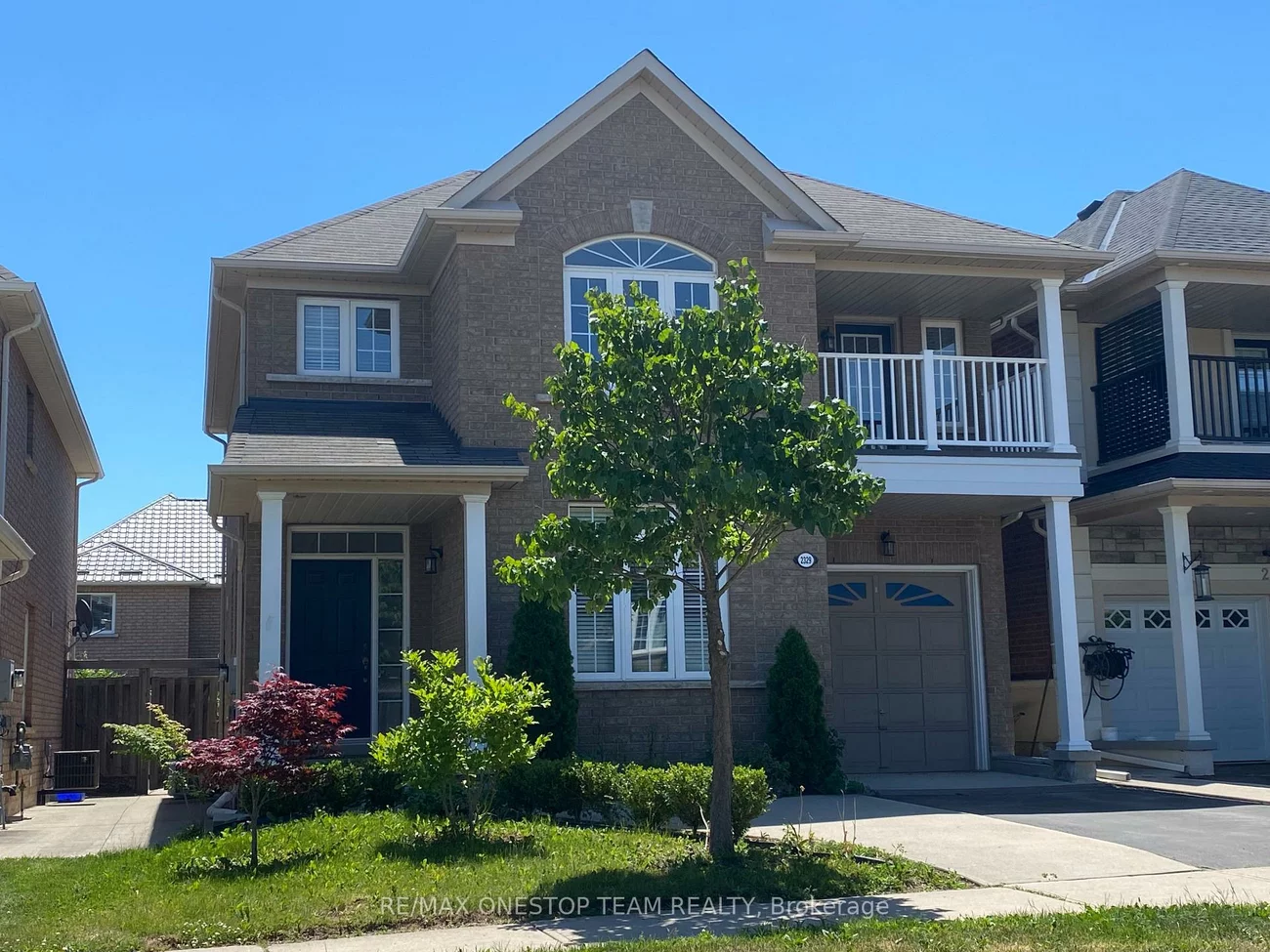 2329, Blue Oak, 1019 - WM Westmount, Oakville