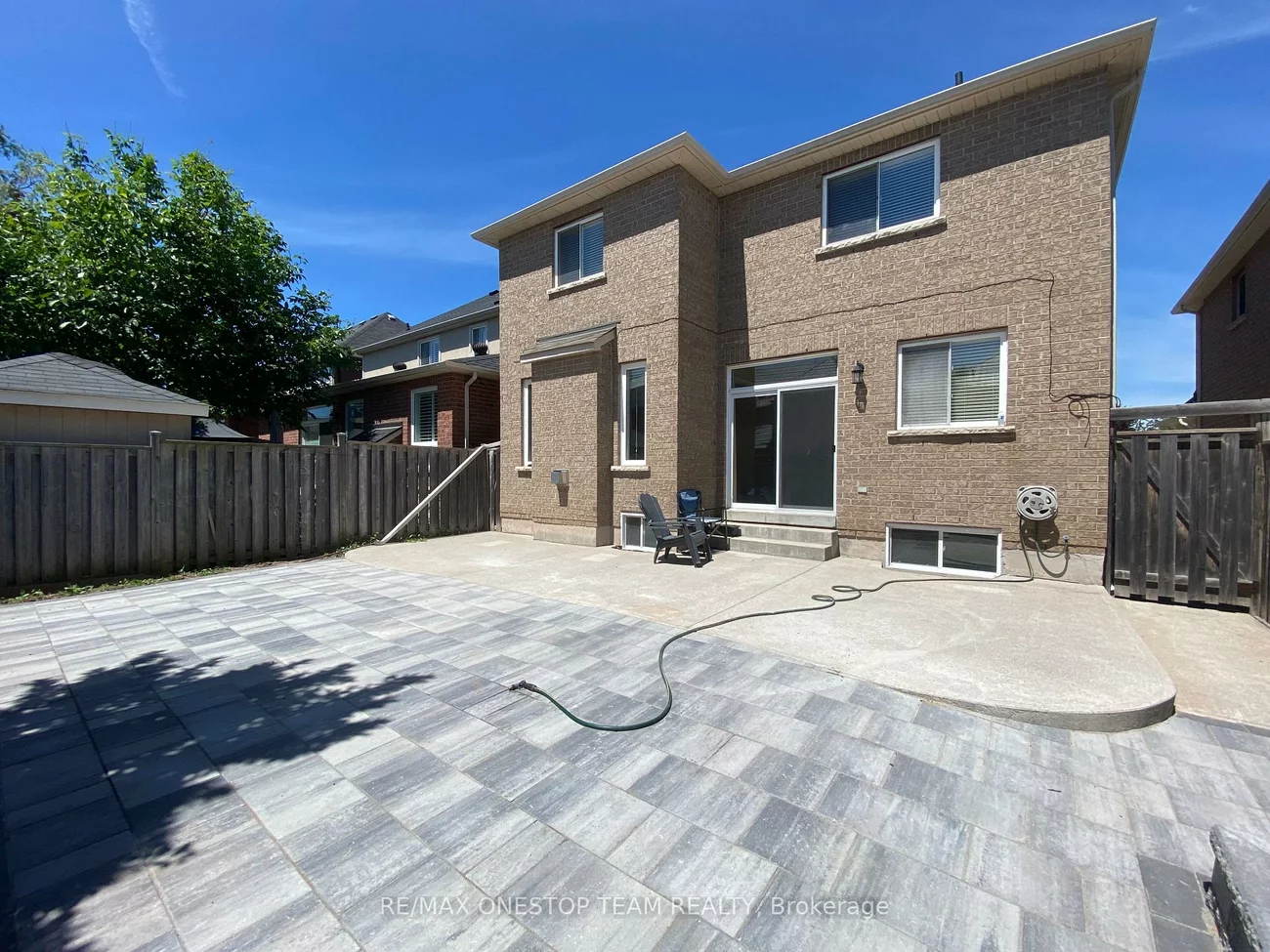 2329, Blue Oak, 1019 - WM Westmount, Oakville