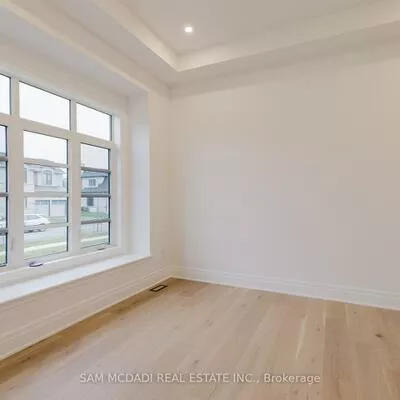 243, Prince George, 1017 - SW Southwest, Oakville