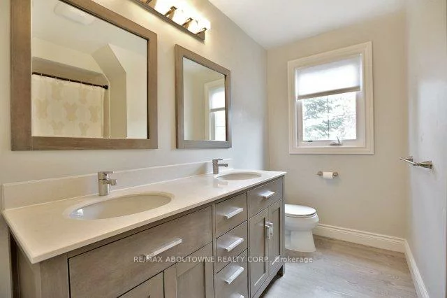 263, Princess Royal, 1003 - CP College Park, Oakville