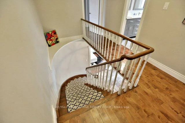 263, Princess Royal, 1003 - CP College Park, Oakville