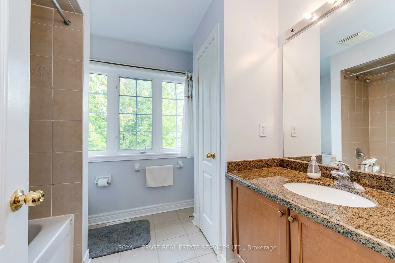 157, Creek Path, 1001 - BR Bronte, Oakville