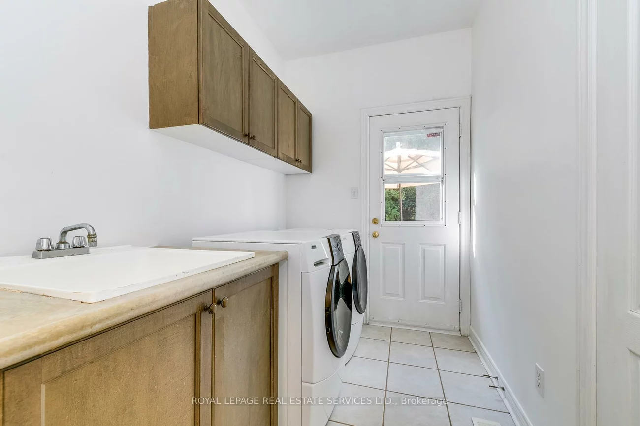 157, Creek Path, 1001 - BR Bronte, Oakville