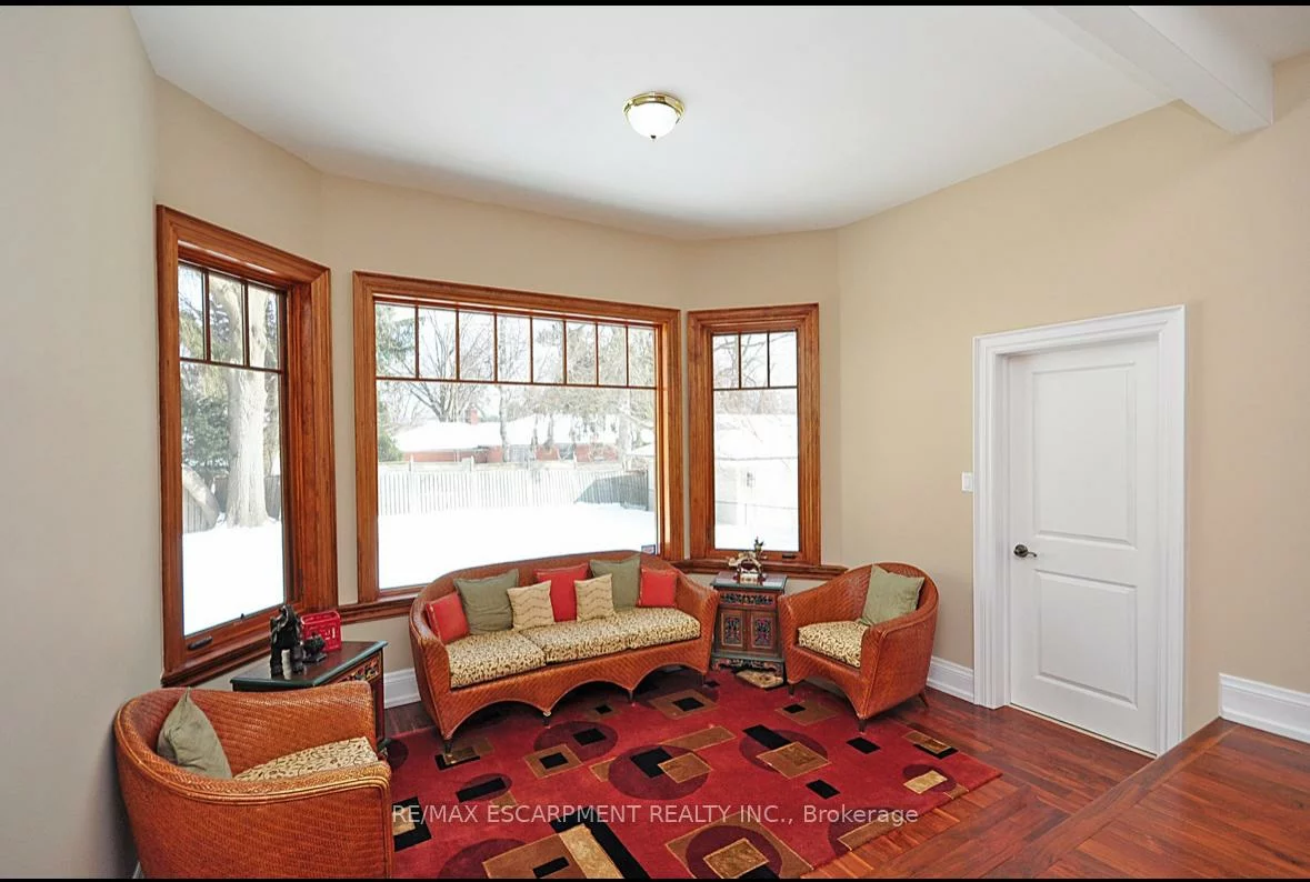 225, Forestwood, 1011 - MO Morrison, Oakville