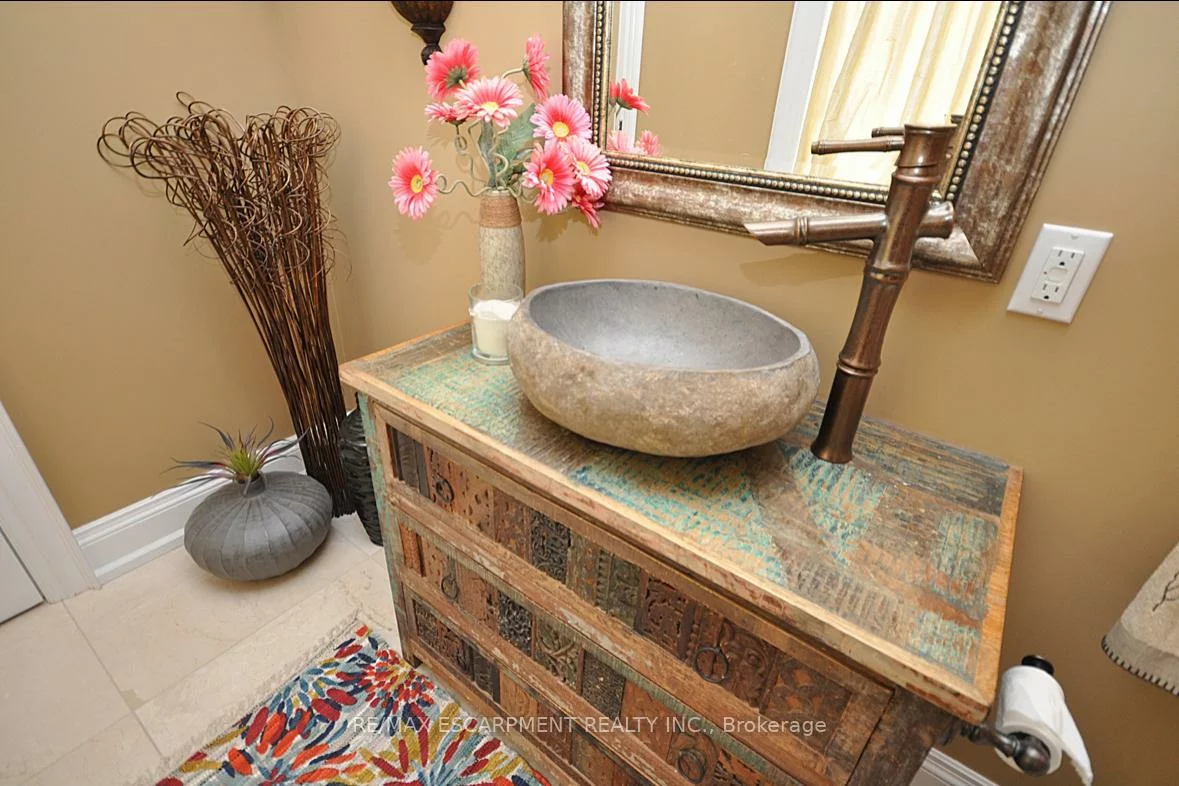 225, Forestwood, 1011 - MO Morrison, Oakville