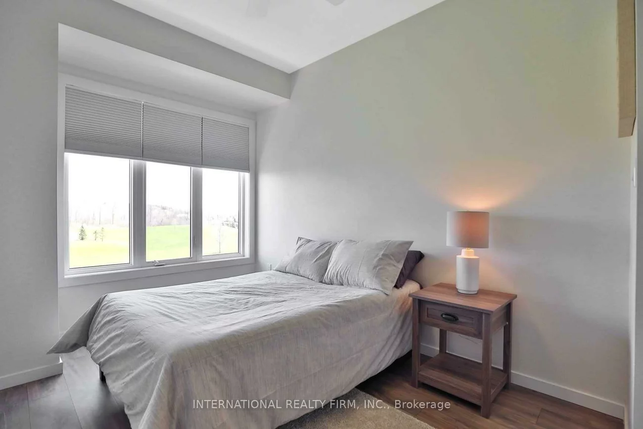 286, Vellwood, 1001 - BR Bronte, Oakville