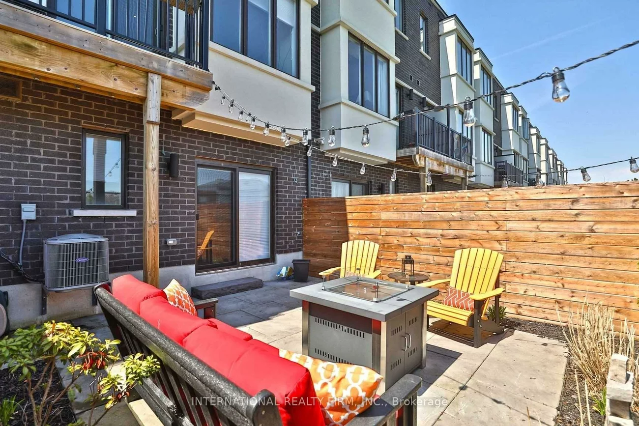 286, Vellwood, 1001 - BR Bronte, Oakville